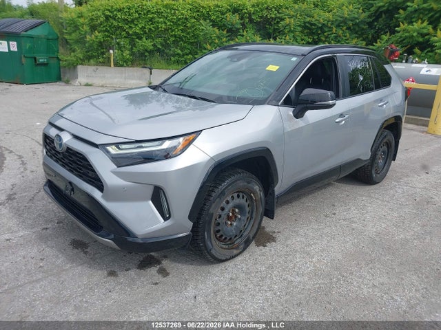 Toyota RAV4 XSE 2022 2T35WRFV9NW147366 Image 2