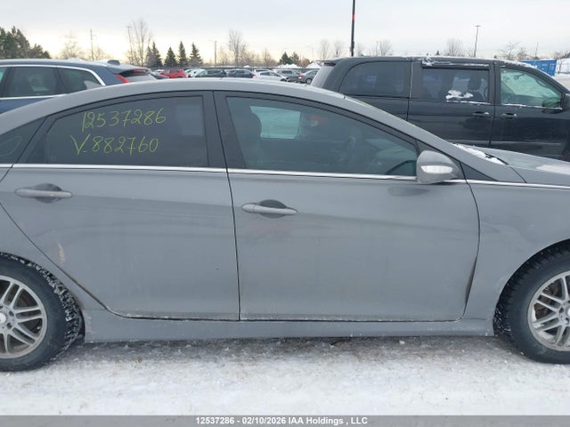 5NPEB4AC1EH882760 Hyundai Sonata