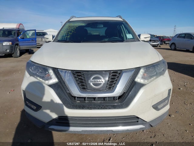5N1AT2MV1HC864669 Nissan Rogue Sv/sl