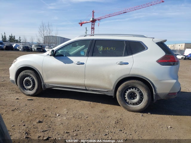 5N1AT2MV1HC864669 Nissan Rogue Sv/sl