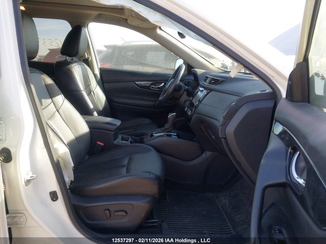 5N1AT2MV1HC864669 Nissan Rogue Sv/sl