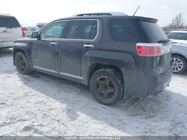 2GKFLZE31E6216421 GMC Terrain