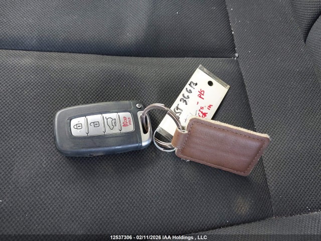 12537306 :رقم المزاد ، KMHTC6AD7EU201527 vin ، 2014 Hyundai Veloster مزاد بيع
