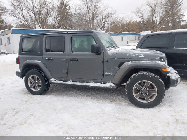 1C4HJXEG2KW608830 Jeep Wrangler Unlimited Sahara