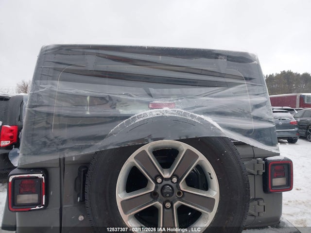 1C4HJXEG2KW608830 Jeep Wrangler Unlimited Sahara