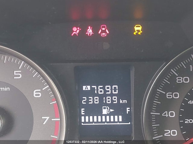 Subaru Forester 2.5i Limited 2015 JF2SJCHC0FG597271 Image 16
