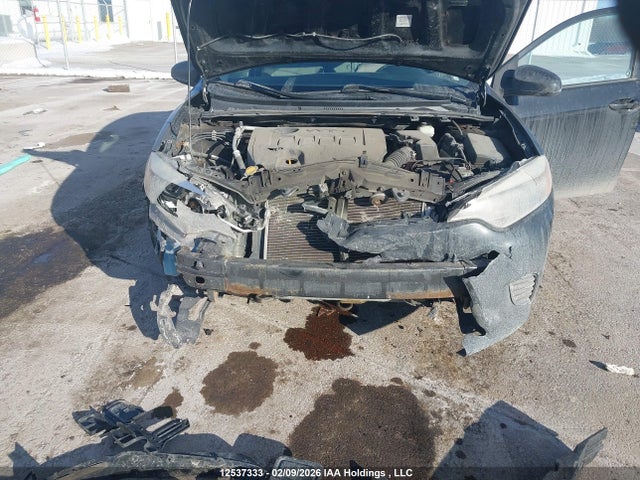 2T1BURHE0FC463269 Toyota COROLLA LE