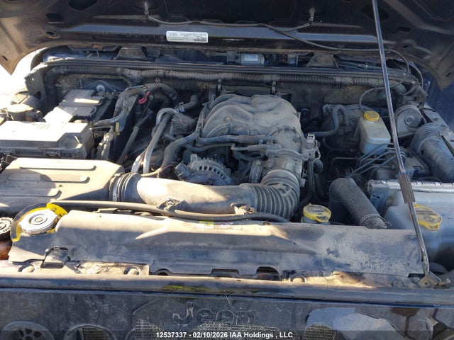 1C4BJWDG2FL637138 Jeep Wrangler Unlimited Sport