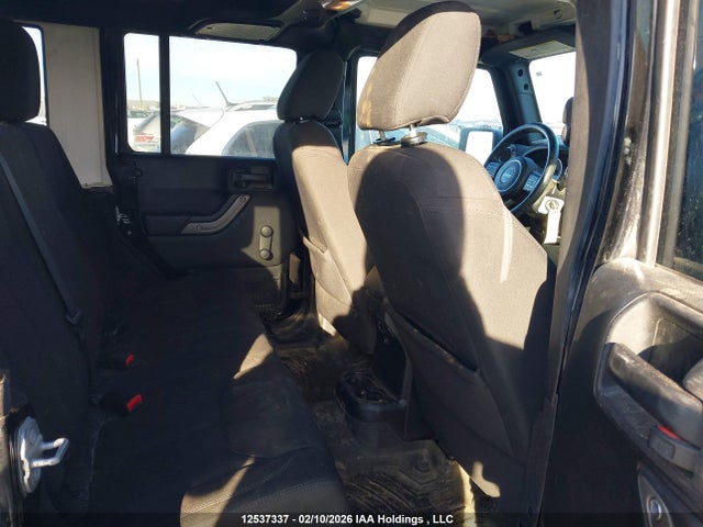 1C4BJWDG2FL637138 Jeep Wrangler Unlimited Sport