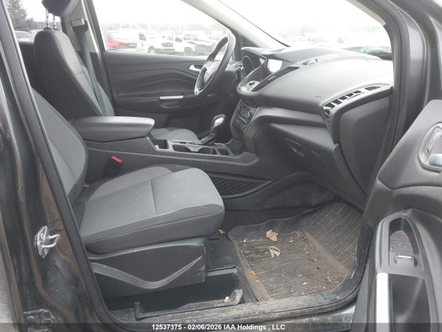 1FMCU9GD1KUB89778 Ford ESCAPE SE