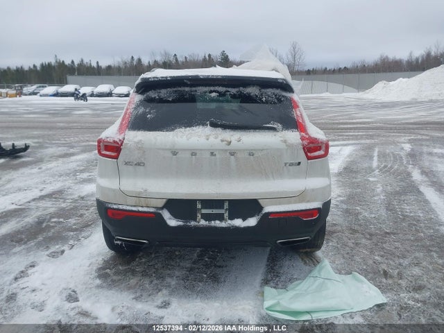 YV4162UM7L2294661 Volvo Xc40 T5 R-design