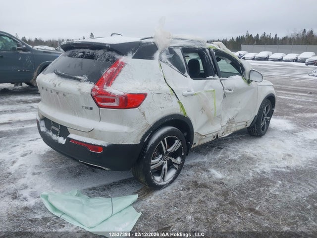 YV4162UM7L2294661 Volvo Xc40 T5 R-design