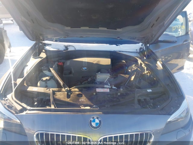 WBA5A7C5XGG151607 BMW 528i Xdrive