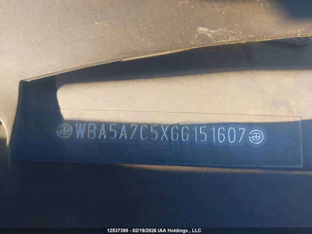 WBA5A7C5XGG151607 BMW 528i Xdrive