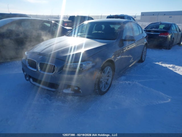 WBA5A7C5XGG151607 BMW 528i Xdrive