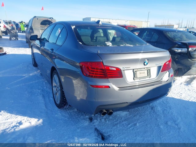 WBA5A7C5XGG151607 BMW 528i Xdrive