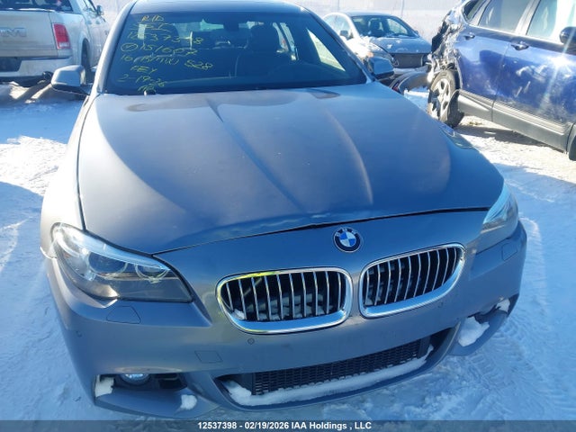 WBA5A7C5XGG151607 BMW 528i Xdrive