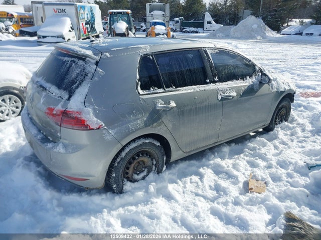 3VW217AUXFM091099 Volkswagen Golf 1.8 Tsi Comfortline/1.8 Tsi Highline/1.8 Tsi Trendline