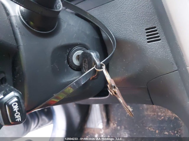 12504233 :رقم المزاد ، 2T1KU4EE7DC115313 vin ، 2013 Toyota Matrix Wagon مزاد بيع
