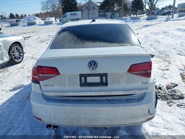 3VWDB7AJ1HM328772 Volkswagen Jetta Wolfsburg Edition