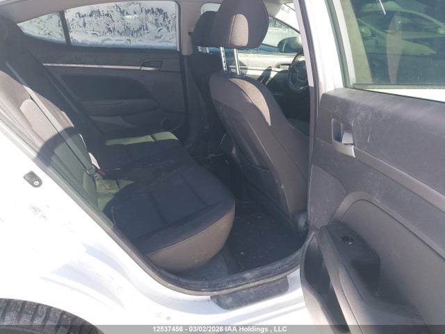 KMHD84LF6HU398123 Hyundai ELANTRA GL