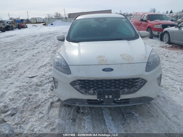 1FMCU9DZ4MUA11690 Ford Escape Titanium Hybrid