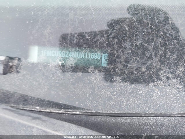 1FMCU9DZ4MUA11690 Ford Escape Titanium Hybrid