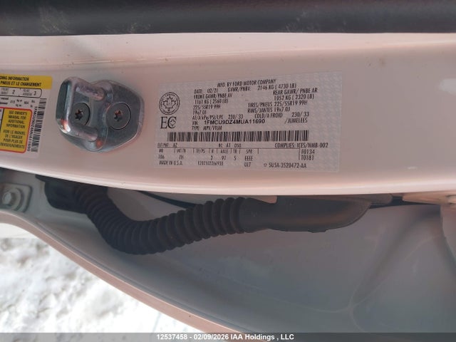 1FMCU9DZ4MUA11690 Ford Escape Titanium Hybrid