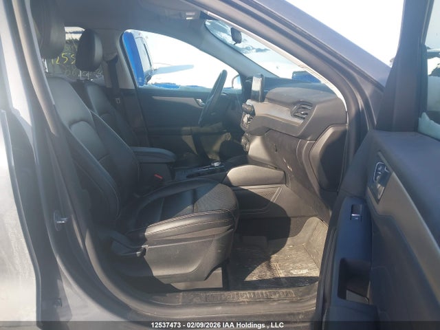 1FMCU9CZ1NUA62289 Ford ESCAPE SEL