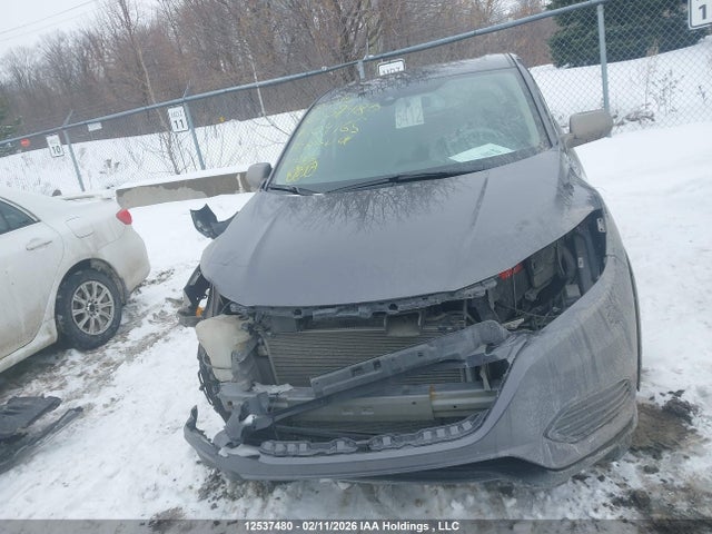 3CZRU6H33KM104165 Honda HR-V LX