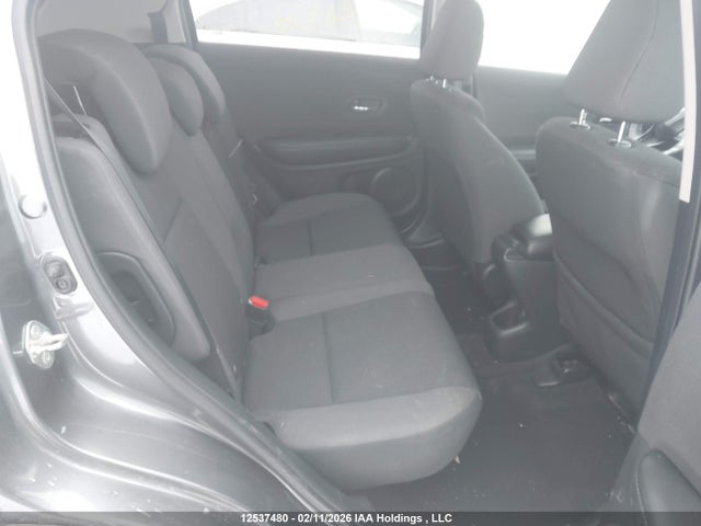 3CZRU6H33KM104165 Honda HR-V LX