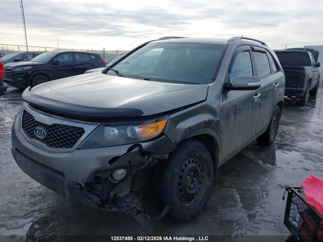 2013 Kia Sorento Lx მანქანა იყიდება აუქციონზე, vin: 5XYKTDA23DG352822, აუქციონის ნომერი: 12537488