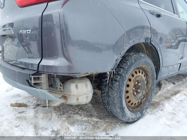 2HKRW2H2XJH103955 Honda CR-V LX