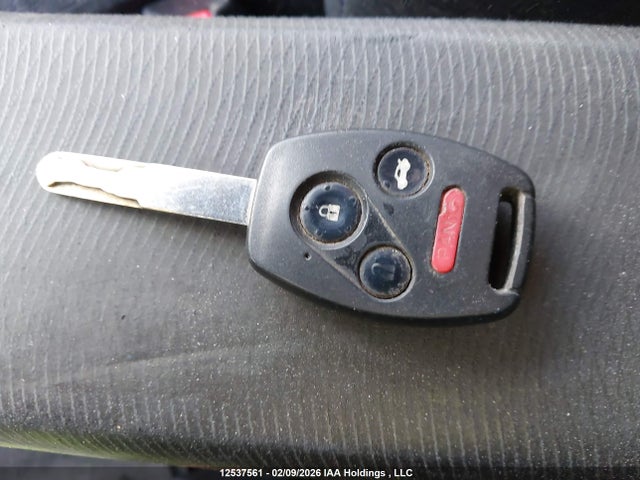 12537561 :رقم المزاد ، JHMZE2H77AS801941 vin ، 2010 Honda Insight مزاد بيع
