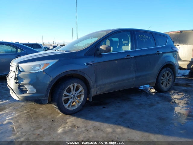 1FMCU9G92HUA72232 Ford ESCAPE SE