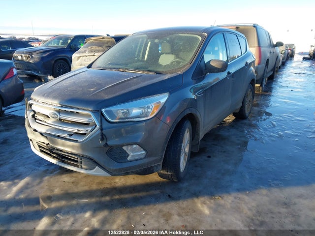 1FMCU9G92HUA72232 Ford ESCAPE SE