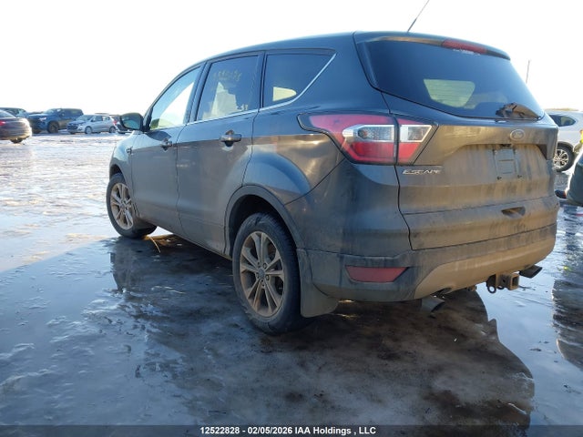 1FMCU9G92HUA72232 Ford ESCAPE SE