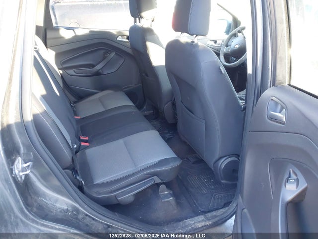 1FMCU9G92HUA72232 Ford ESCAPE SE