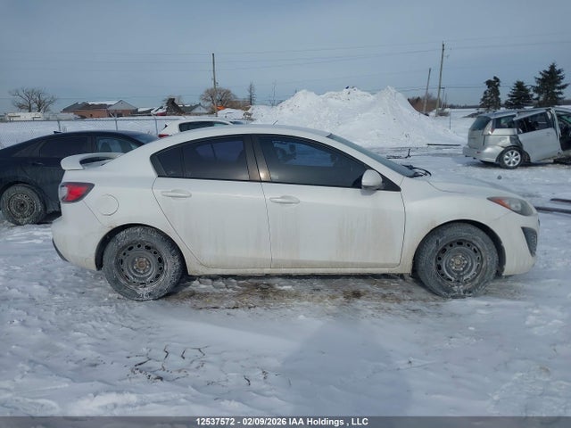12537572 :رقم المزاد ، JM1BL1VF2B1420584 vin ، 2011 Mazda 3 I مزاد بيع