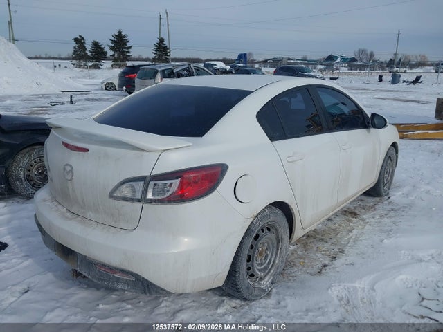12537572 :رقم المزاد ، JM1BL1VF2B1420584 vin ، 2011 Mazda 3 I مزاد بيع