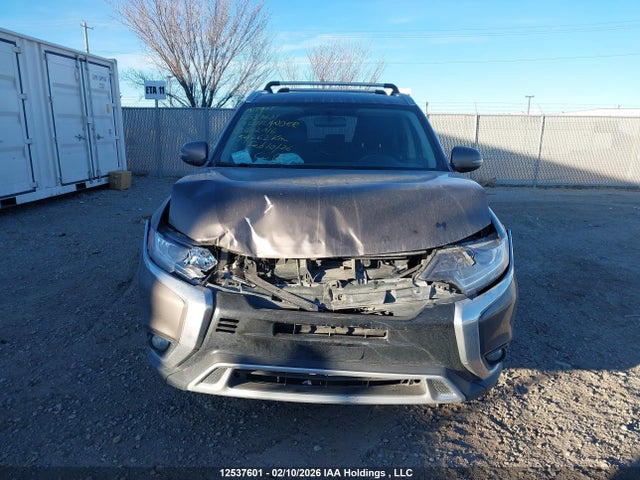 JA4JZ3AXXKZ602016 Mitsubishi Outlander Se/sel/le