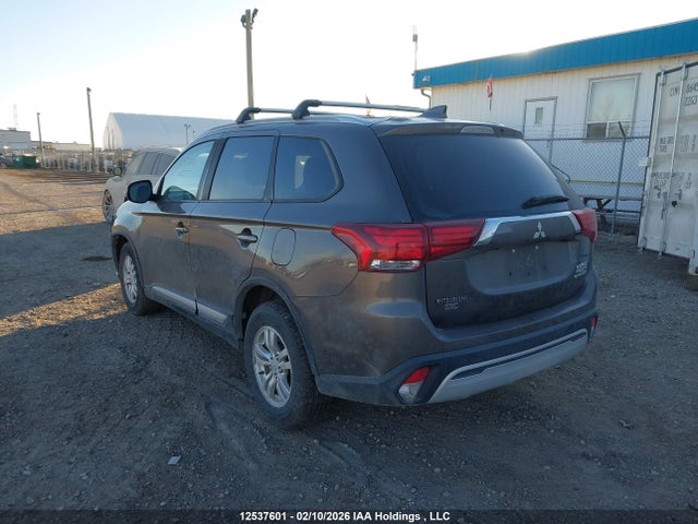 JA4JZ3AXXKZ602016 Mitsubishi Outlander Se/sel/le