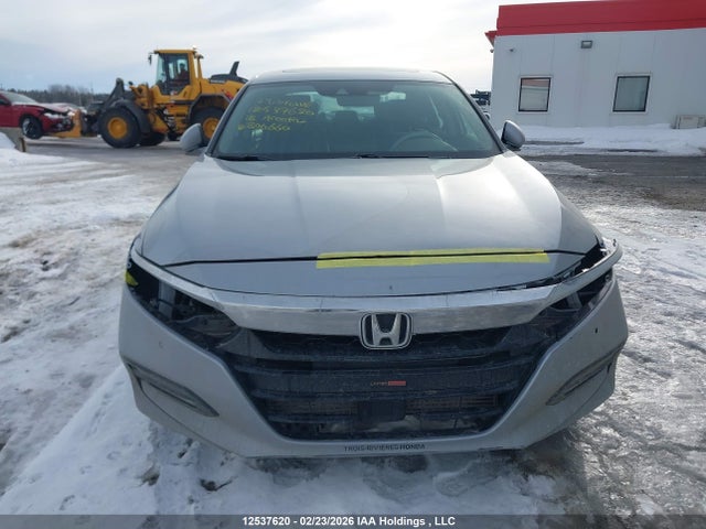 1HGCV1F99JA800660 Honda Accord Touring