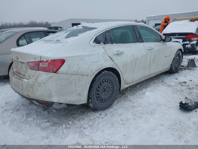 1G1ZD5STXJF100954 Chevrolet MALIBU LT