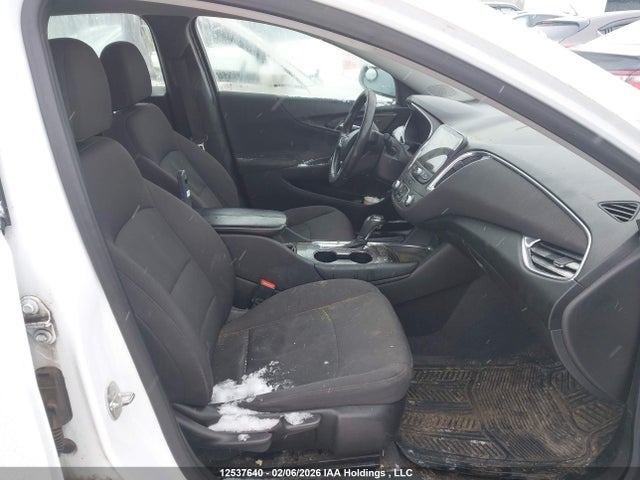 1G1ZD5STXJF100954 Chevrolet MALIBU LT