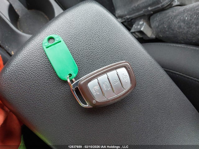 KMHD84LF7LU917012 Hyundai Elantra Preferred With Sun And Safety Package Auto Ivt