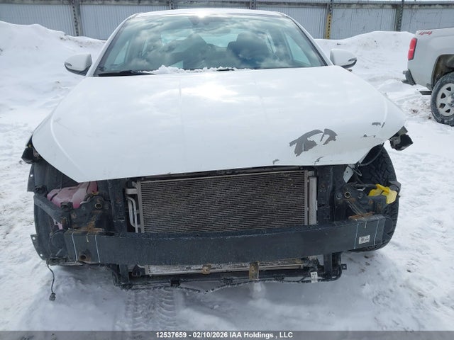 KMHD84LF7LU917012 Hyundai Elantra Preferred With Sun And Safety Package Auto Ivt