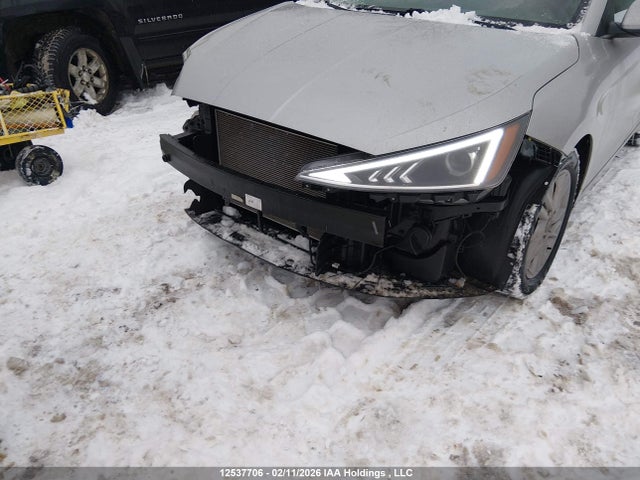 2020 Hyundai Elantra Sel/value/limited მანქანა იყიდება აუქციონზე, vin: KMHD84LF3LU998588, აუქციონის ნომერი: 12537706