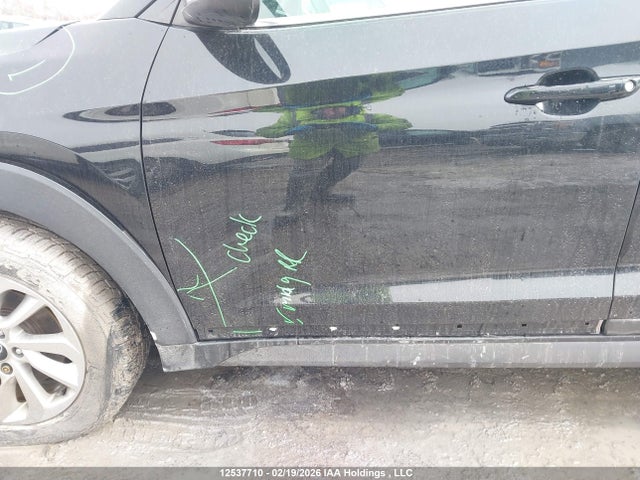 KM8J3CA4XGU232330 Hyundai Tucson Luxury