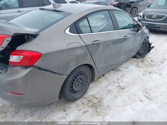 3G1BE5SM5HS574923 Chevrolet Cruze Lt Auto
